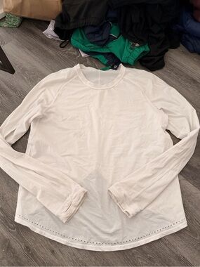 Lululemon Classic White Long Sleeve Tee